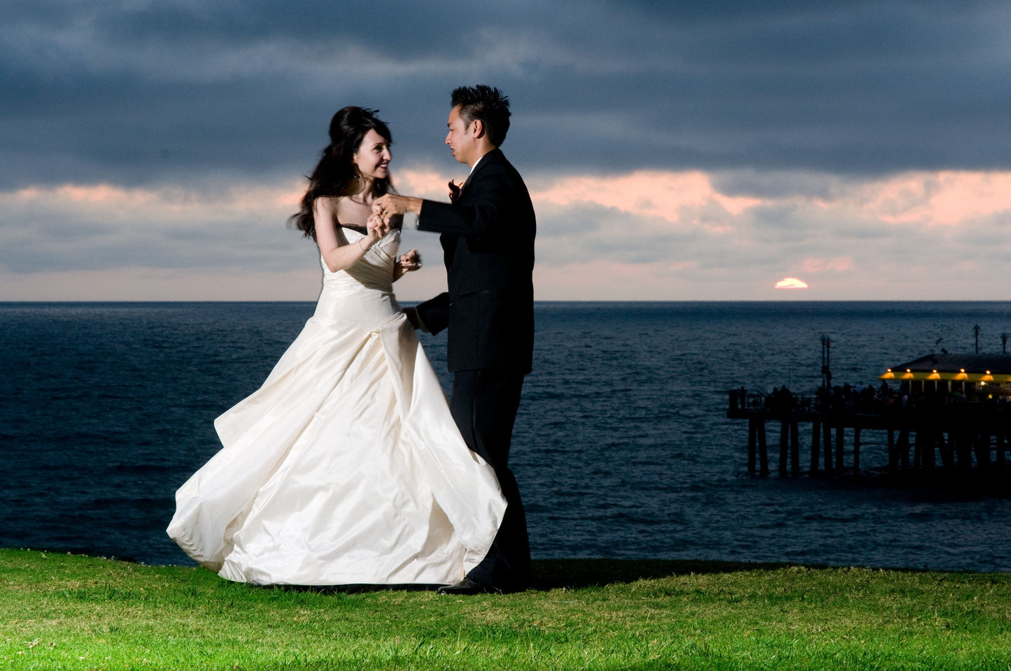 Vera Wang - Vintage Silk Faille Aline  (6)