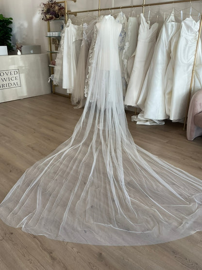 Galia Lahav - Raw Edge Cathedral Veil (modified)