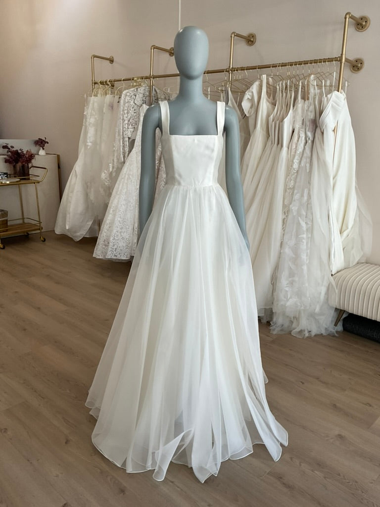 Leanne Marshall - Vivica Organza (4)