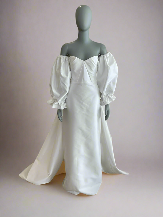 Sarah Seven - Steve w/ train (12)