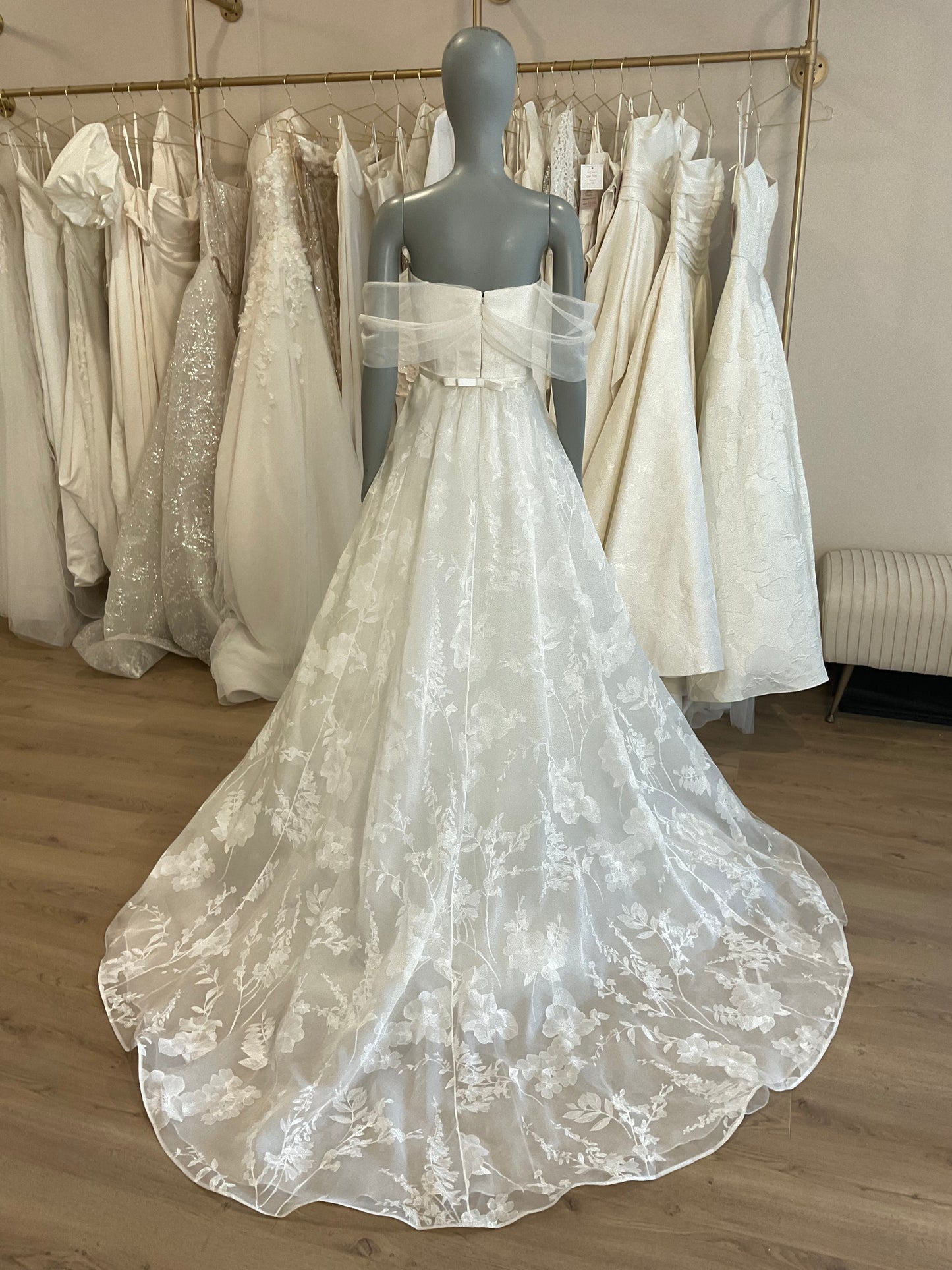 Amsale - Cressidea (12)