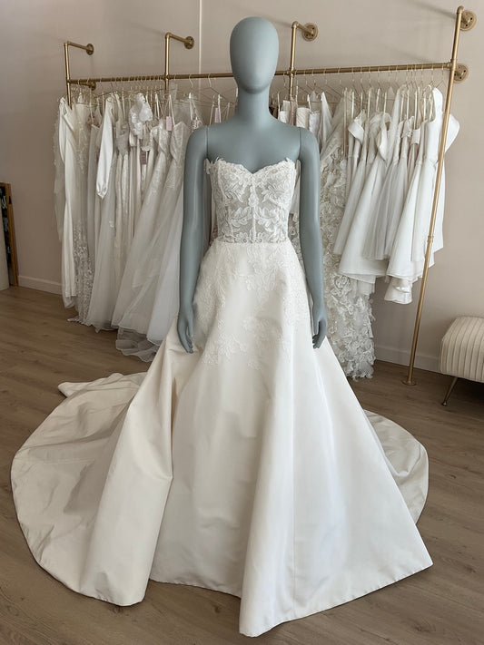 Carolina Herrera - Pandora (12)