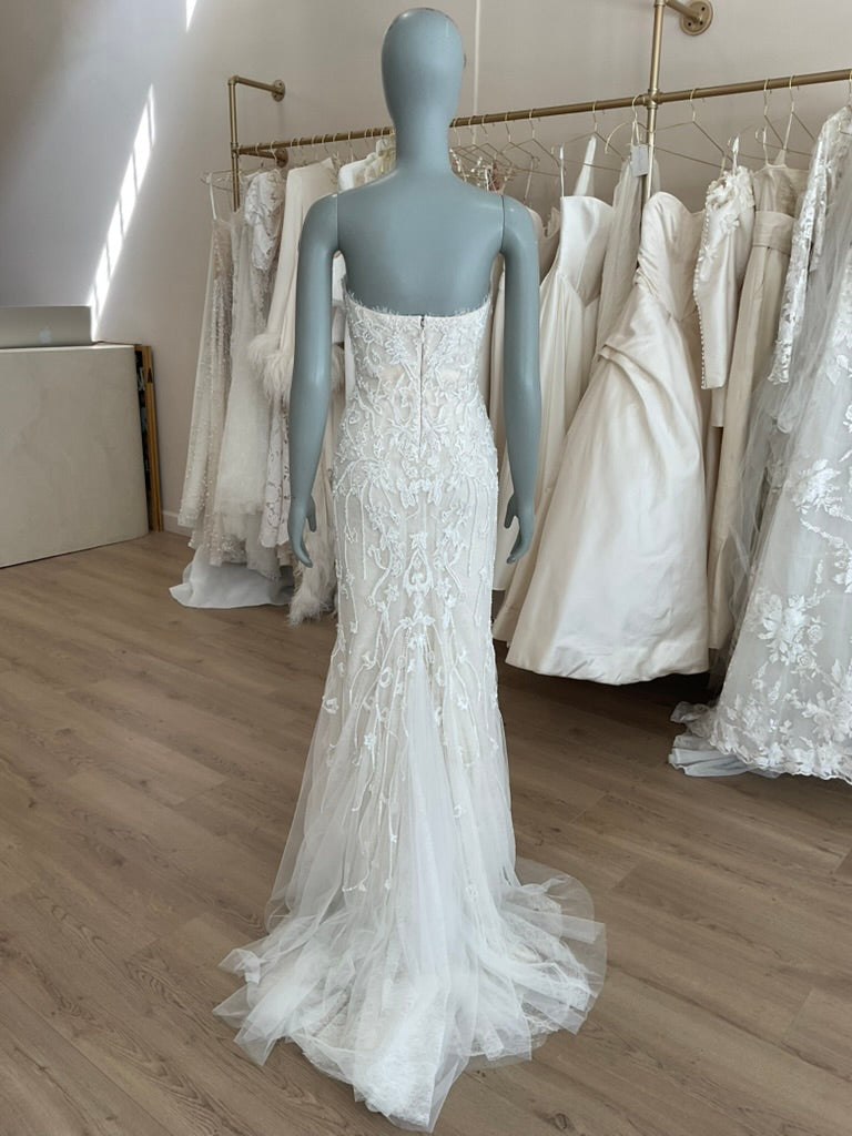 Monique Lhuillier - Charmaine (8)