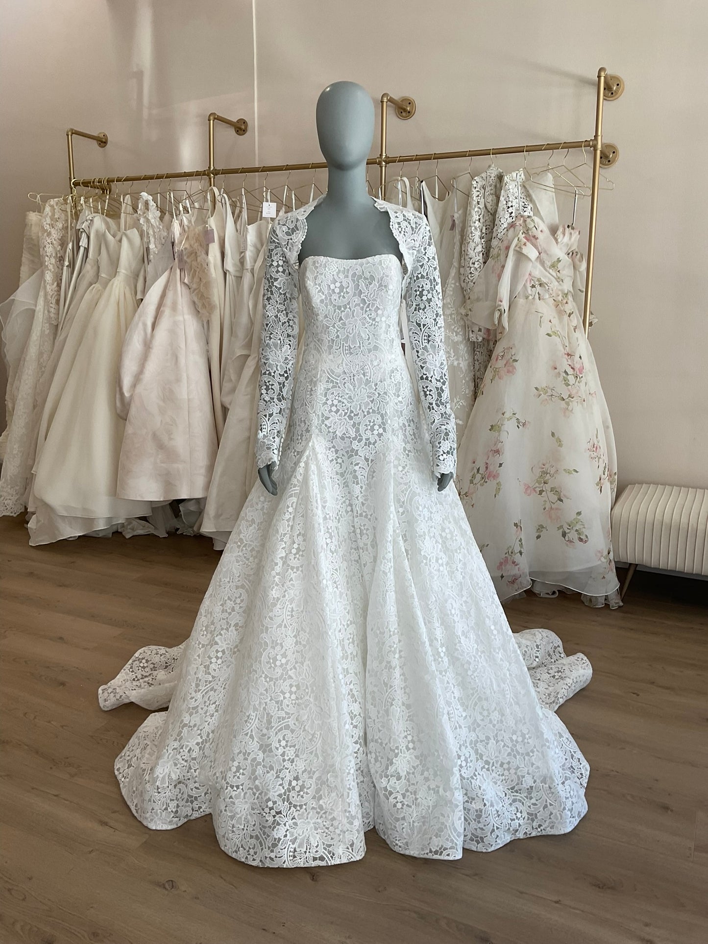 Bliss by Monique Lhuillier - BL 25 - 103 (10)