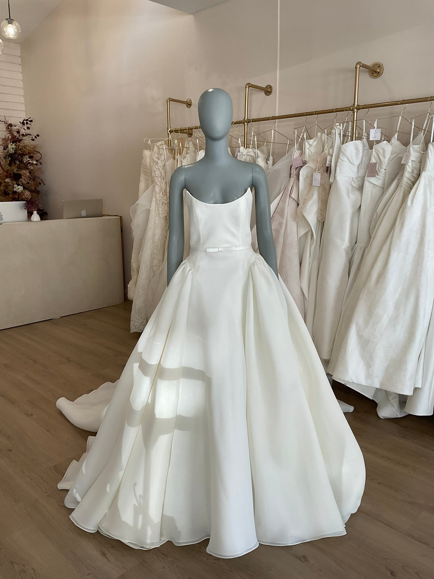 Amsale - Camelia (8)