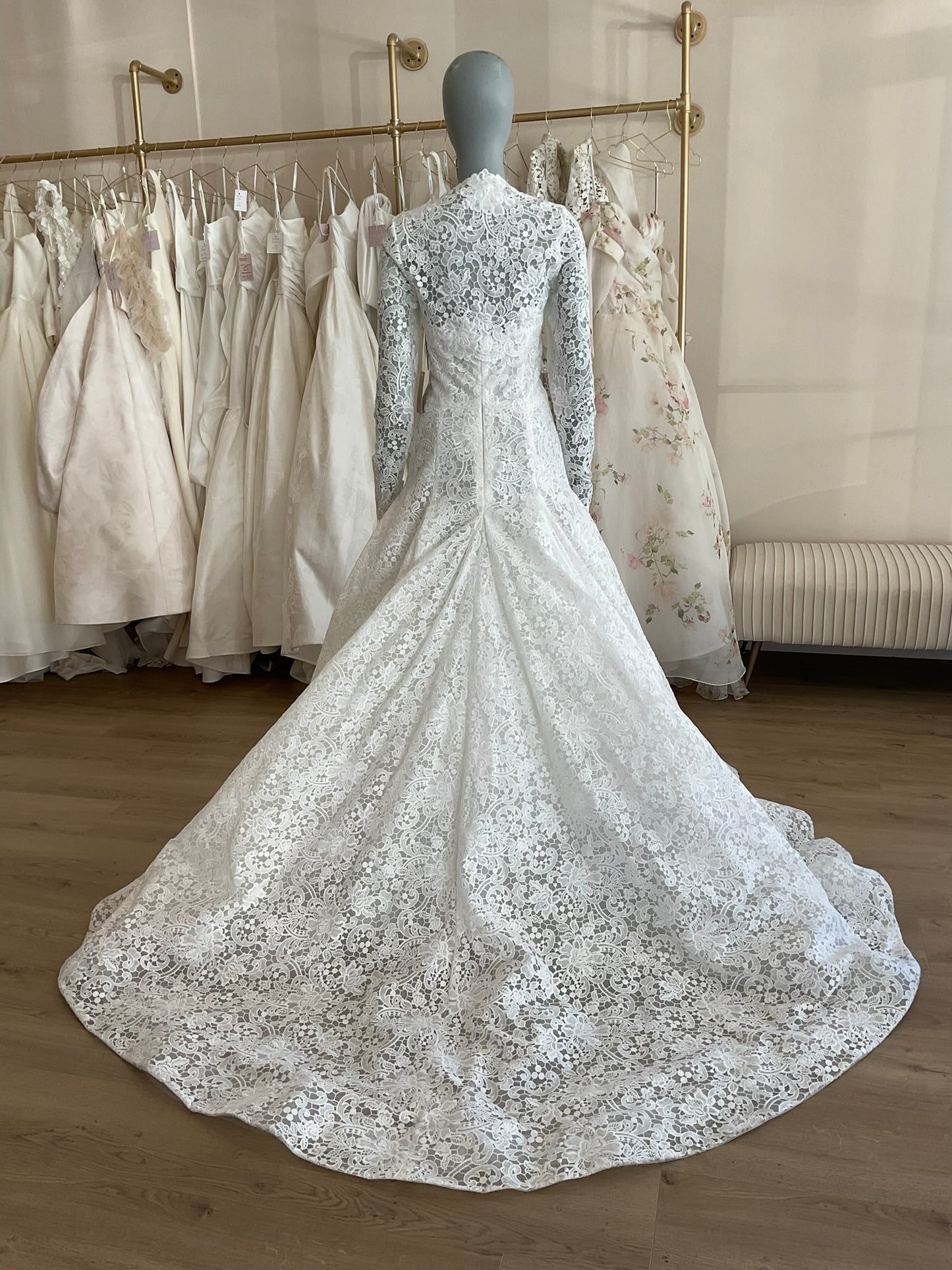 Bliss by Monique Lhuillier - BL 25 - 103 (10)