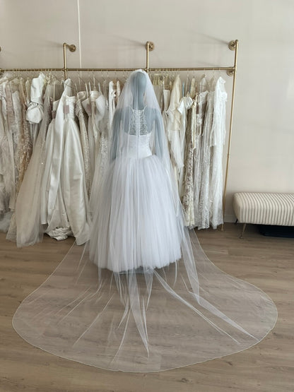 Vera Wang - Vintage Lace Ballgown (8)