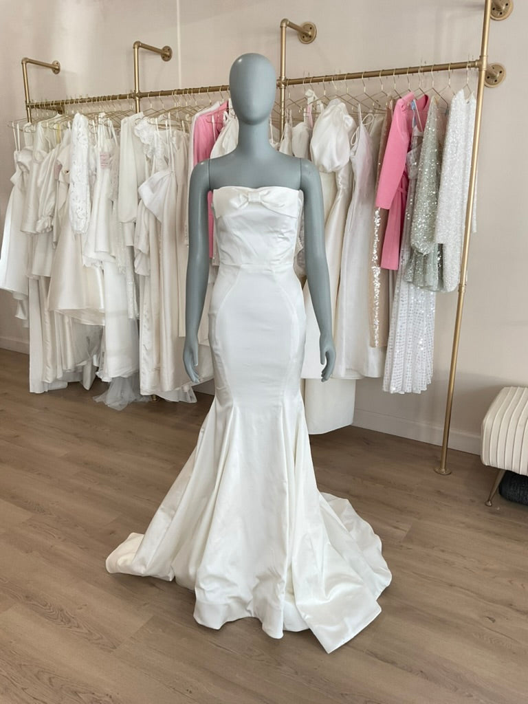 Sky Mor Bridal - Bow (0)