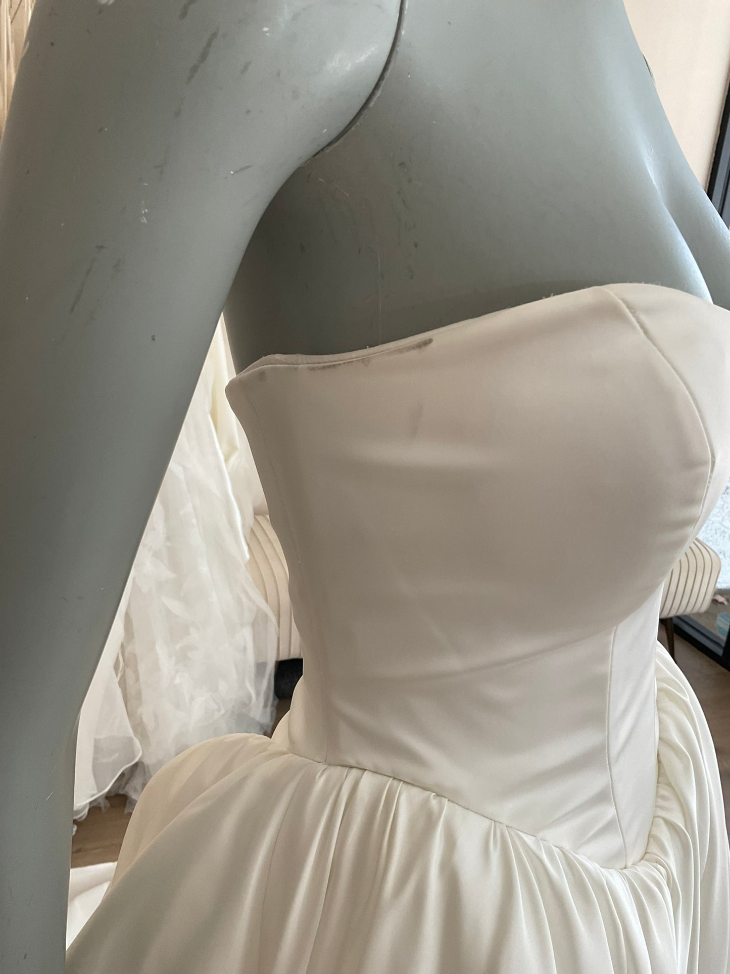 Sky Mor Bridal - Aiden (0)