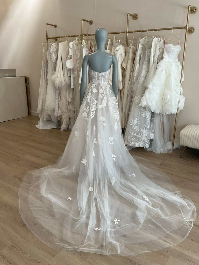 Oscar De La Renta - Look 5 Spring 2019 Bridal (6)