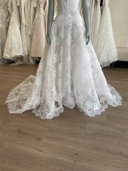 Monique Lhuillier - Fleur de Lis w/ jacket (8)