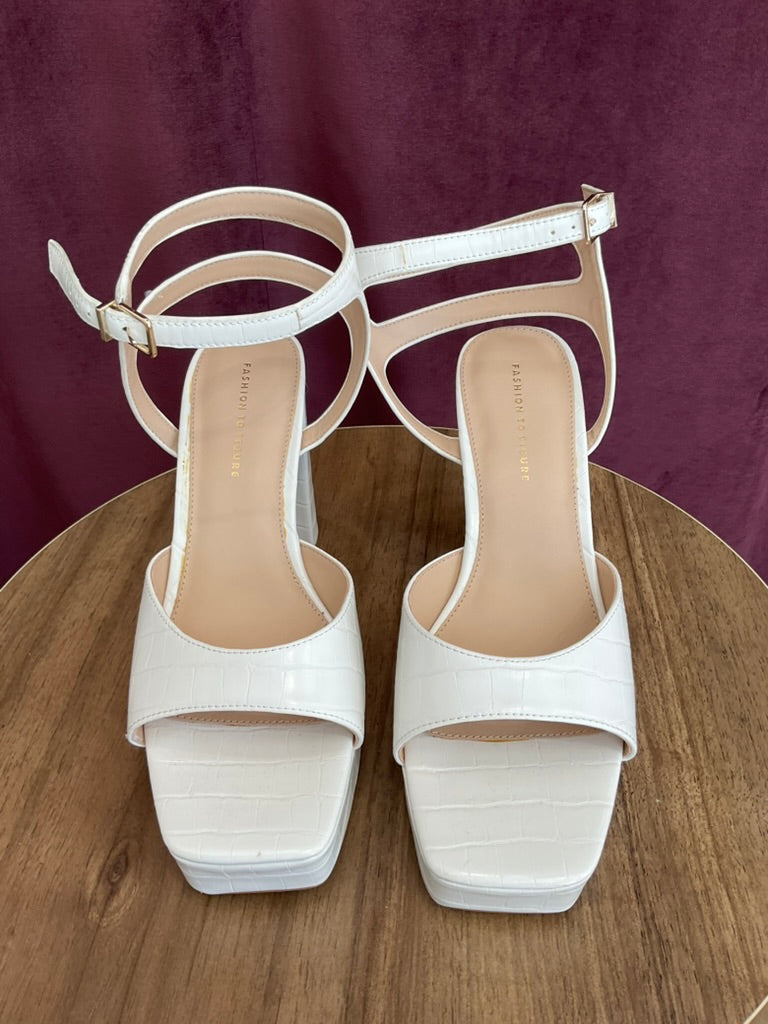 Fashion to Figure - Hilari Wide Width Heel Sandal (8)