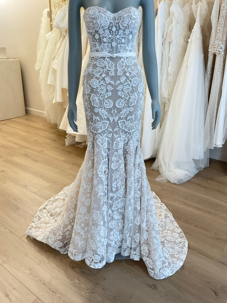 Eisen Stein - Grace (2)