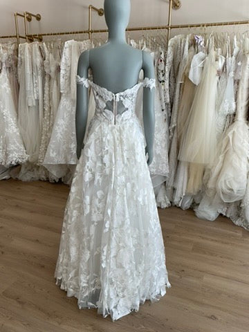 Monique Lhuillier - Celestina (10)