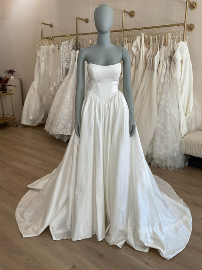 Sky Mor Bridal - Aiden (0)