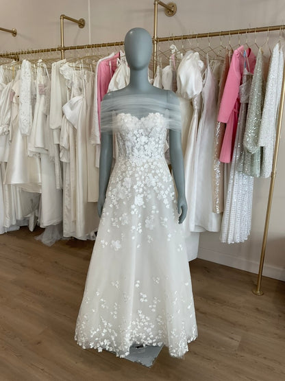 Mira Zwillinger - Karla w/ shrug and topper (modified) (4)