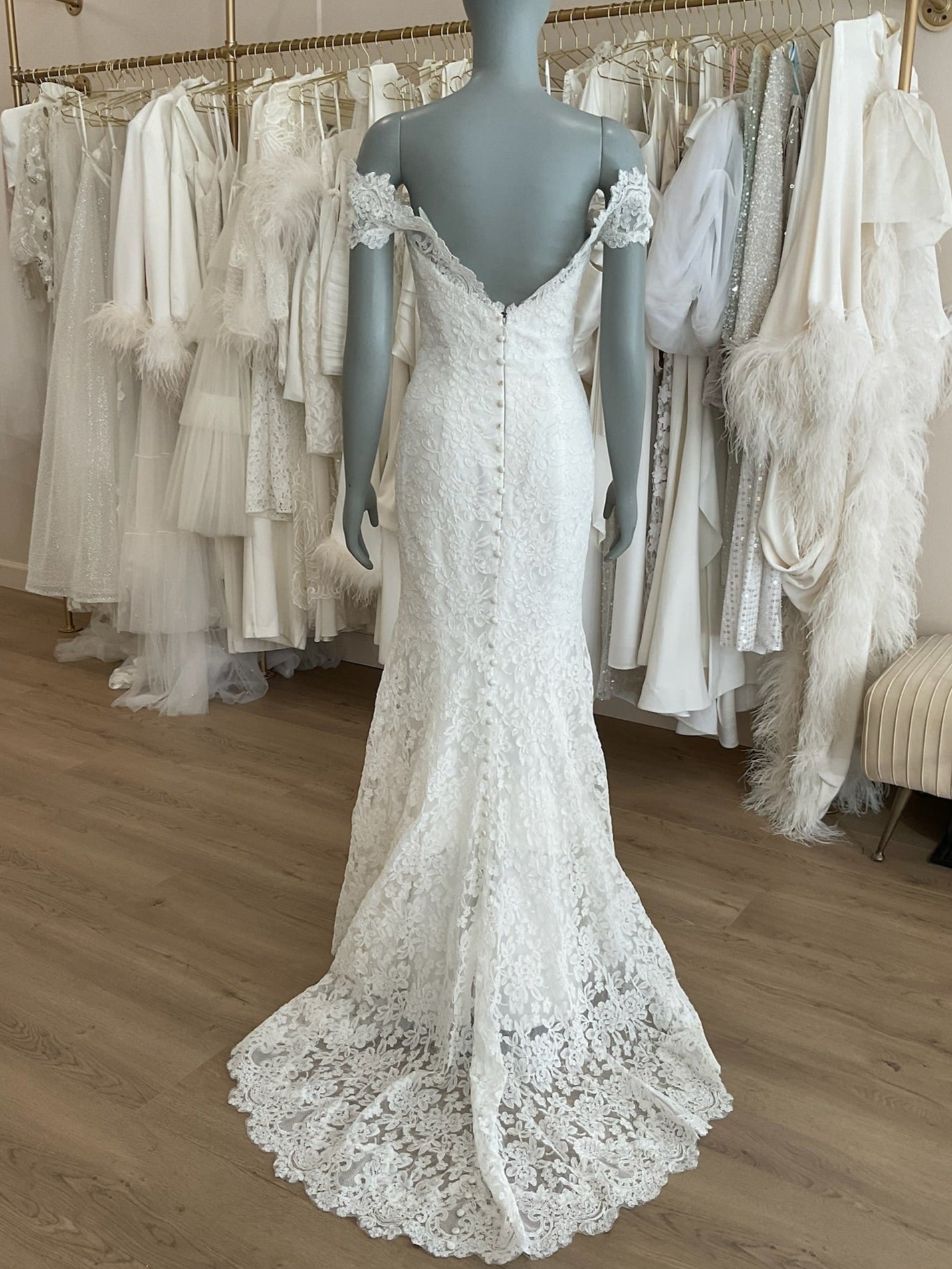 Legends by Romona Keveza - L6104 w/ veil (2)