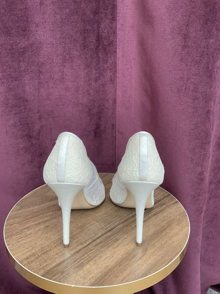 Monique Lhuillier - Adriana Heels