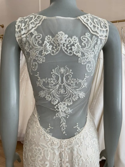 Claire Pettibone - Iris (10)