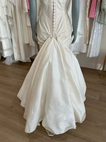 Sarah Whitworth - Vintage Mermaid w/veil (8)