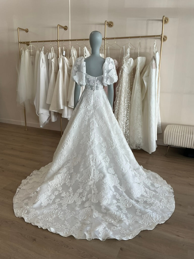 House of Savin - Naomi (10)