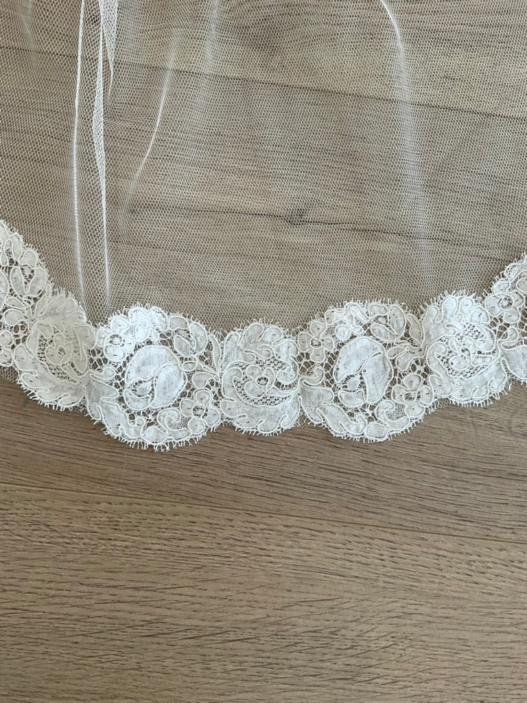 Sarah Seven - Greta Veil w/ Blusher