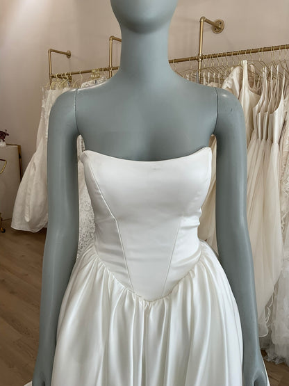 Sky Mor Bridal - Aiden (0)