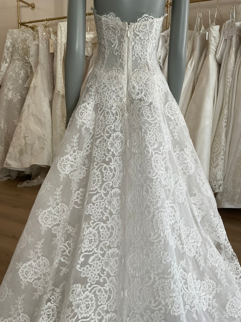 Monique Lhuillier - Fleur de Lis w/ jacket (8)