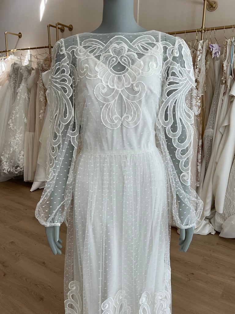 Monique Lhuillier - White Midi Slip Dress with Long Sleeves (12)