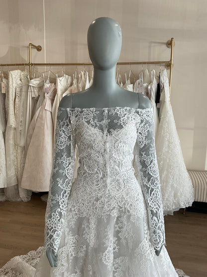 Monique Lhuillier - Fleur de Lis w/ jacket (8)