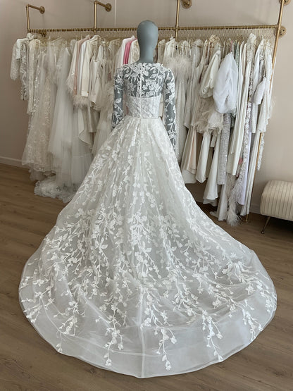 Blue Willow by Anne Barge - Millie w/ Overskirt (14)