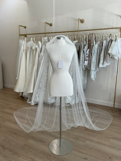 Custom - Raw Edge Net Tulle Veil