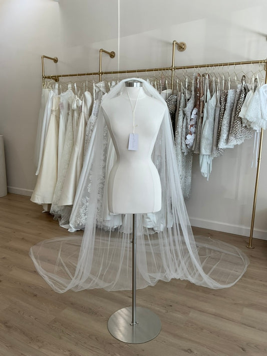 Custom - Raw Edge Net Tulle Veil
