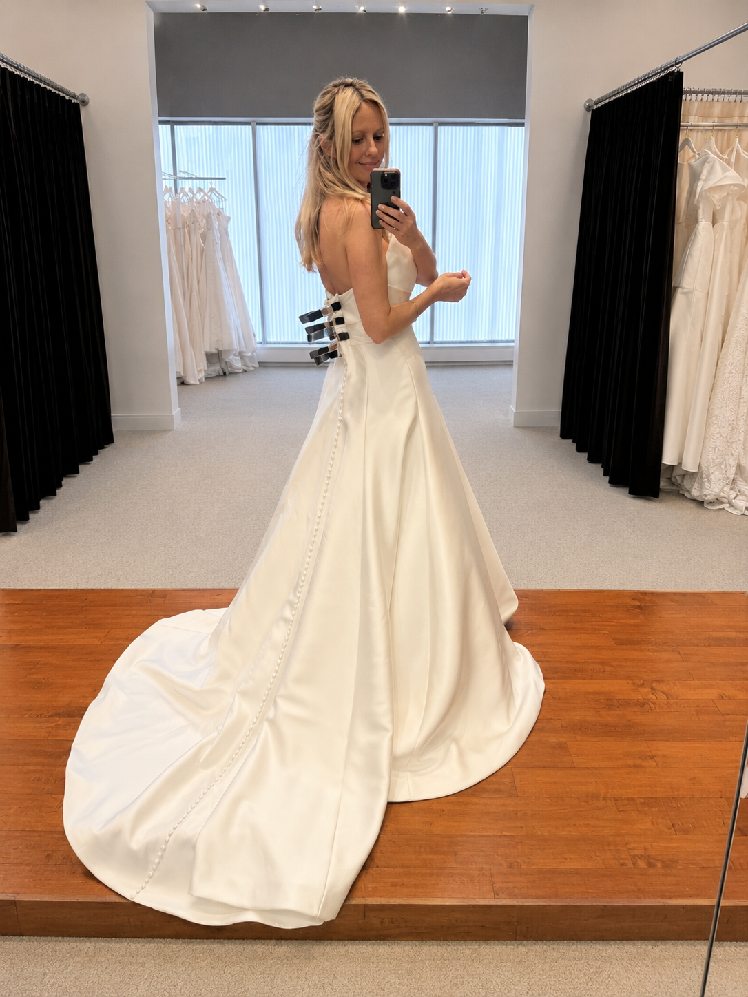 Bliss by Monique Lhuillier  - BL25203 (12)