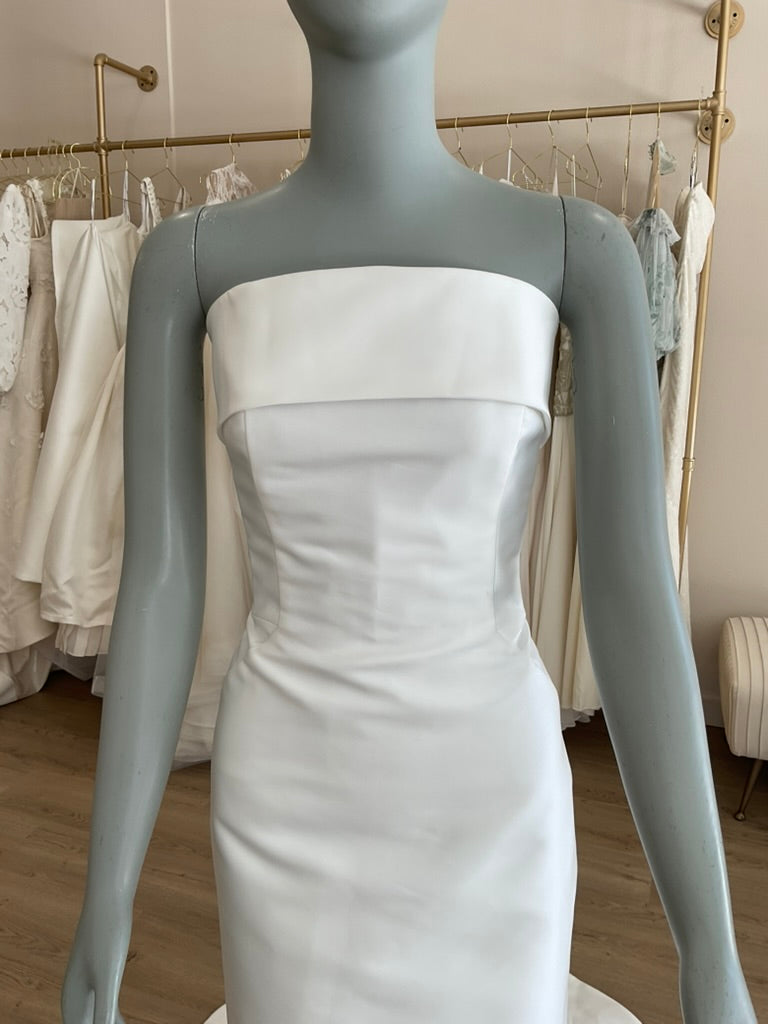 Anne Barge - Newport Gown & Train  (12)