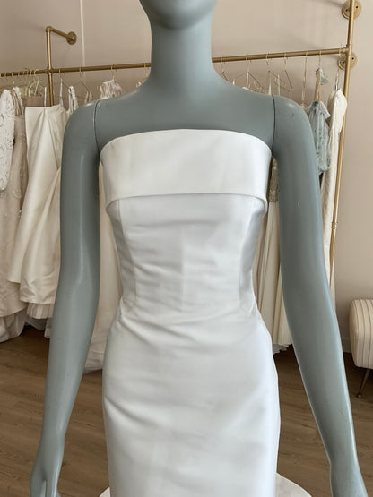 Anne Barge - Newport Gown & Train  (12)