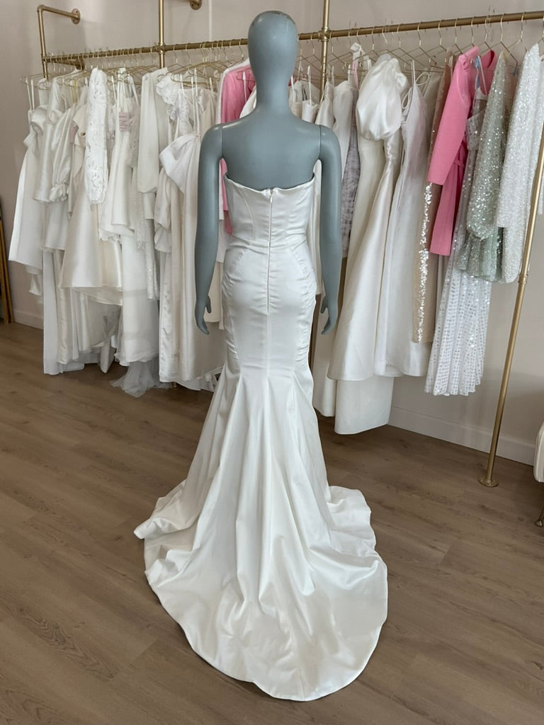 Sky Mor Bridal - Bow (0)