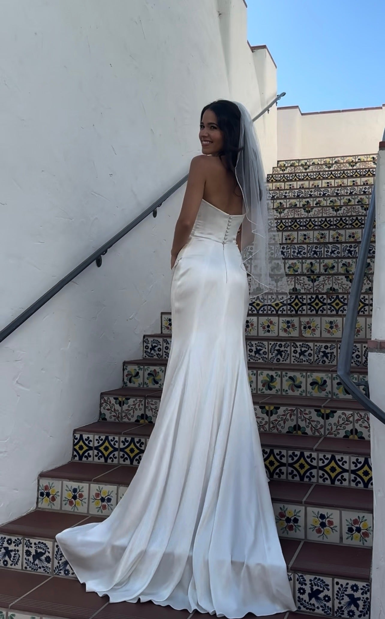 Lihi Hod - Chloe (2)