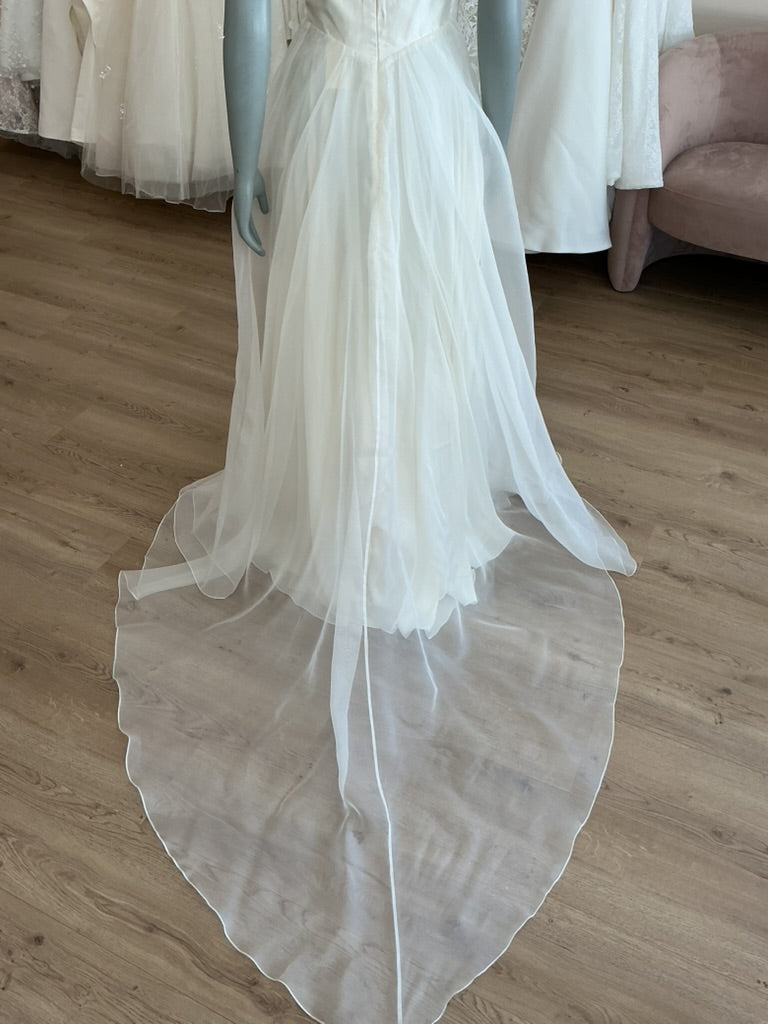 Leanne Marshall - Camilla Organza (6)