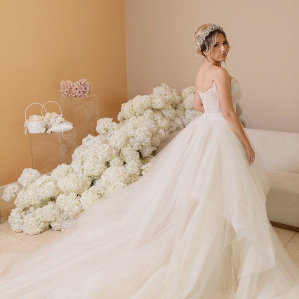designer wedding dresses resale TONY WARD . Beautiful brand new Tony Ward white satin wedding gown with a matching veil. Note this does not come with the overskirt. . Size: 4 Retail: $12,000 EMRI: $8,990 or