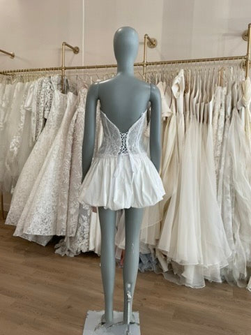 Sky Mor Bridal - Ariana (4)