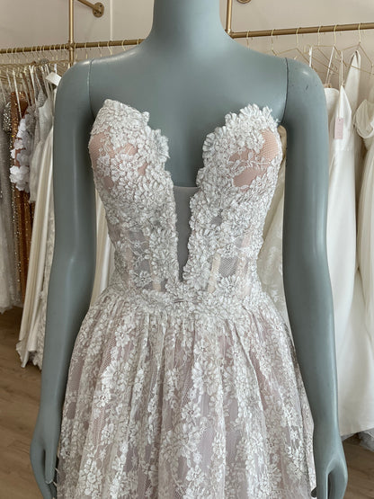 Lauren Elaine - Kingsley (modified) (8)