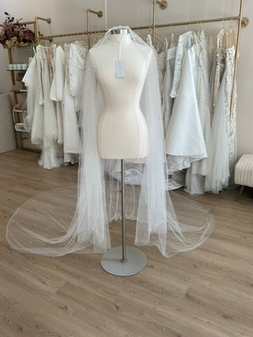 Custom - Two Tier Pearl Veil (Cathedral)