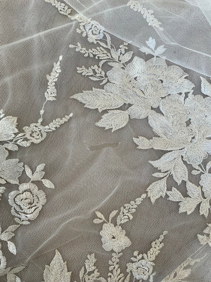 Monique Lhuillier - Wish w/ Jacket + Veil (8)