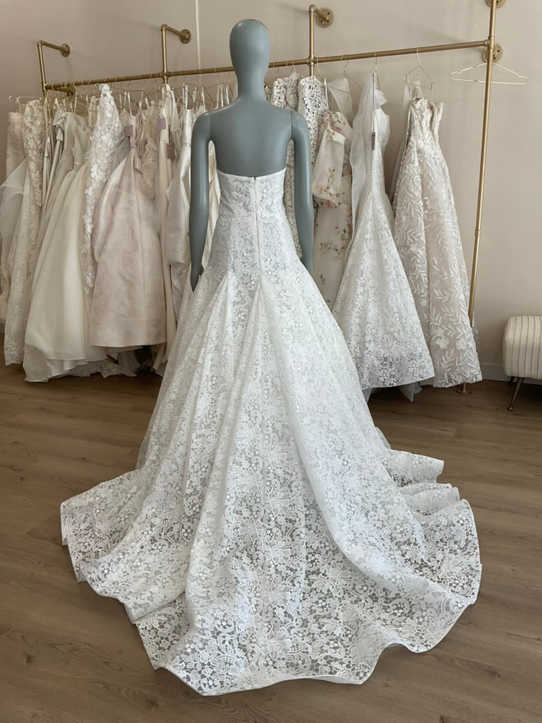 Bliss by Monique Lhuillier - BL 25- 103 (6)