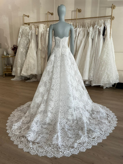 Monique Lhuillier - Fleur de Lis w/ jacket (8)