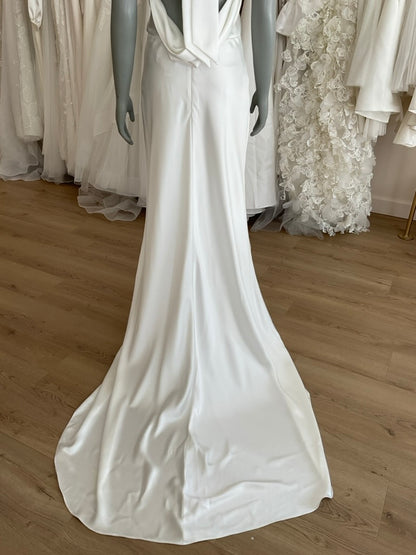 Tara Lauren - Scarlet (10)