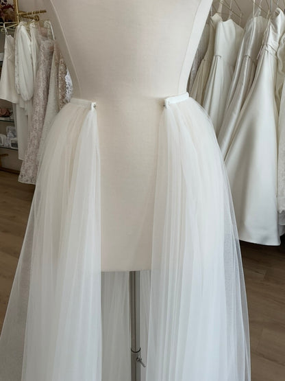 Sarah Seven - James Overskirt (6)