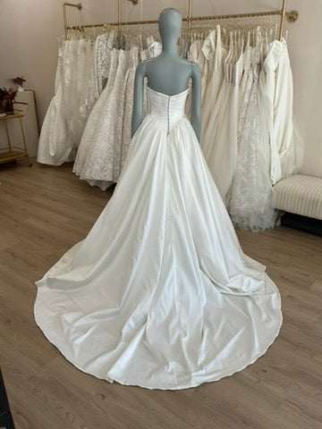 Sky Mor Bridal - Aiden (0)
