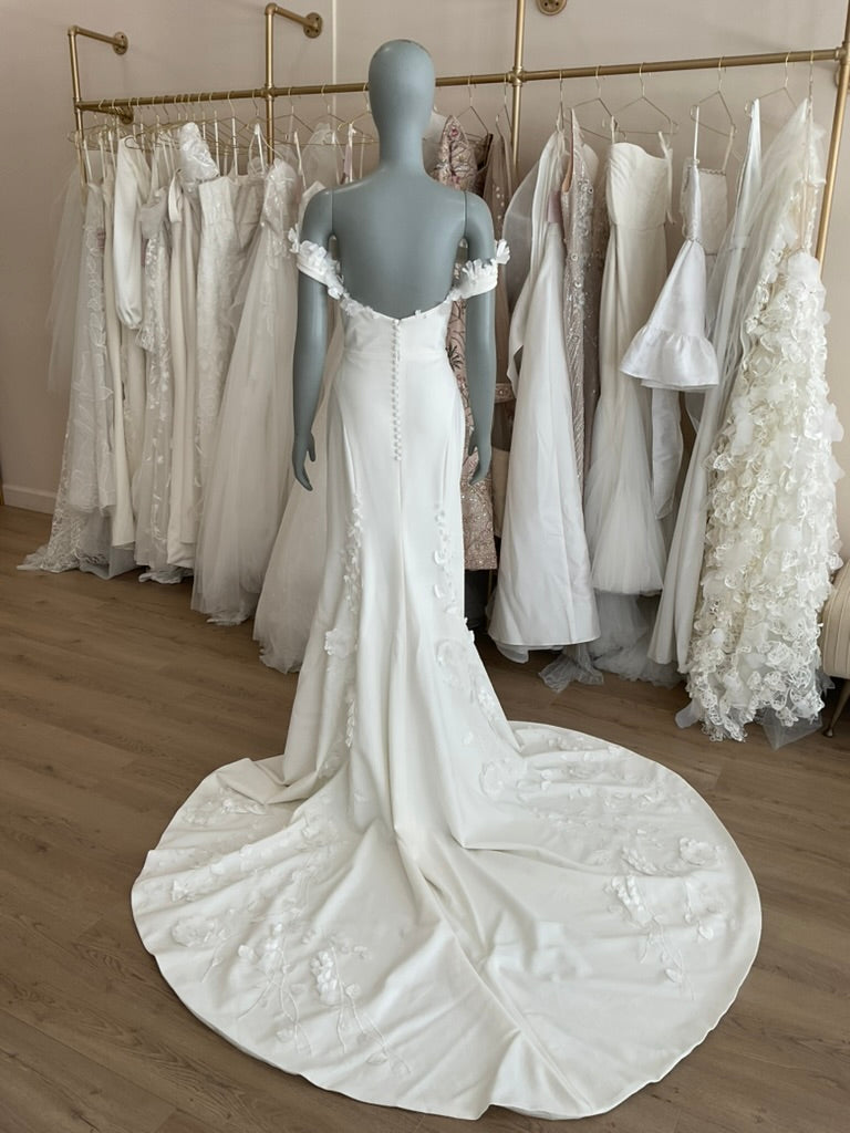 Tara Lauren - Lana (10)